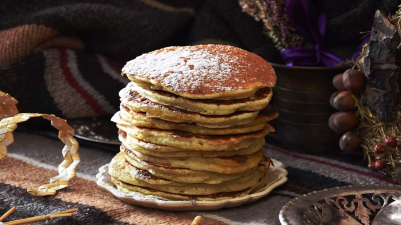 pancake alle mele ricetta pronta 5 minuti