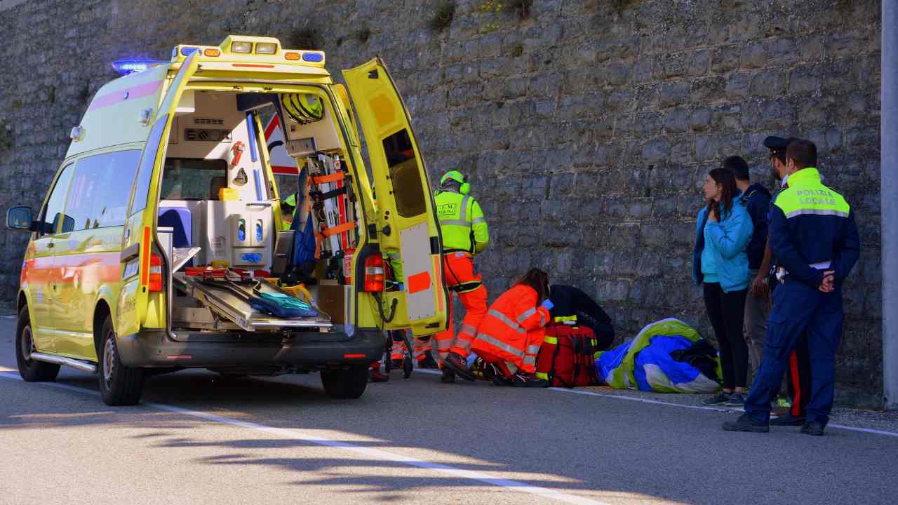 Incidente ristorante boccone di mozzarella