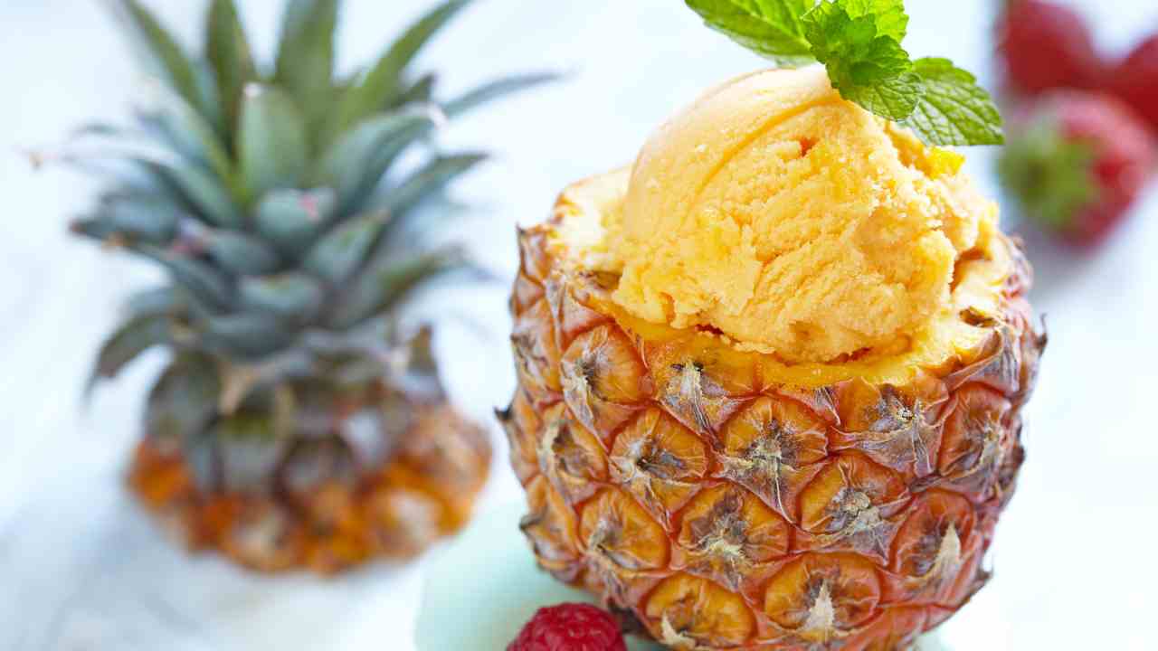 Sorbetto all'ananas