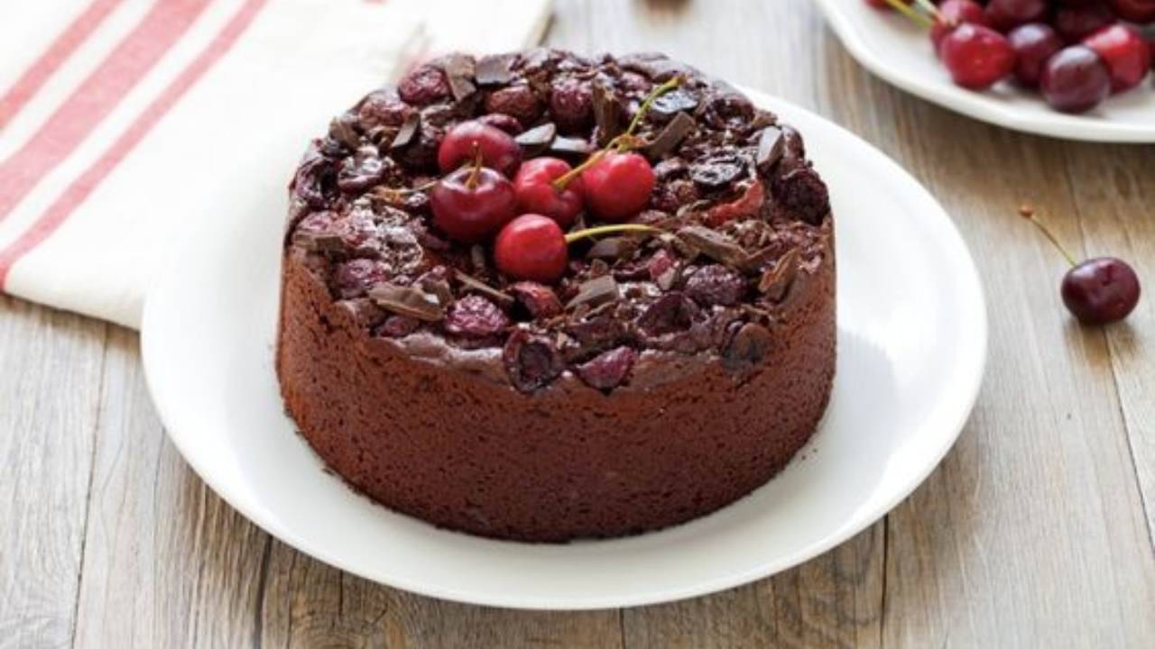 torta fredda ricotta, cioccolato e ciliegie ricetta