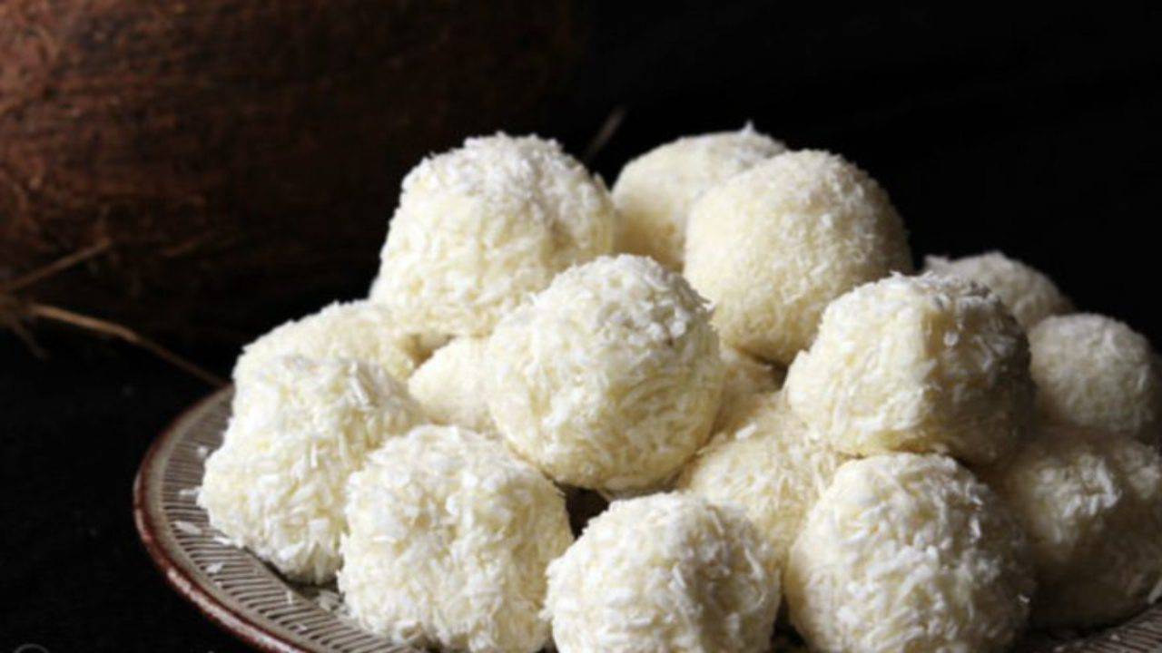 palline cocco e gocce cioccolato ricetta