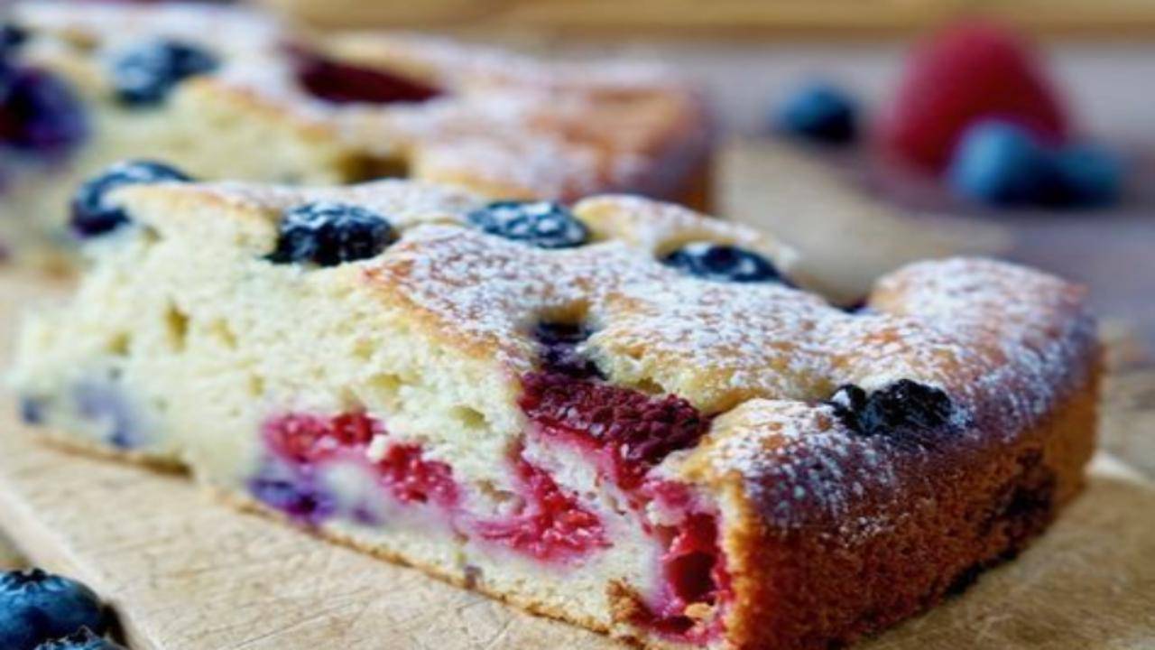 torta ricotta e frutti di bosco (1)