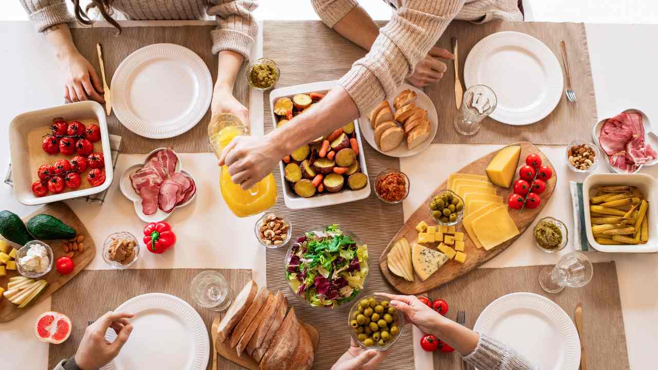 Fine pasto: cosa non mangiare mai