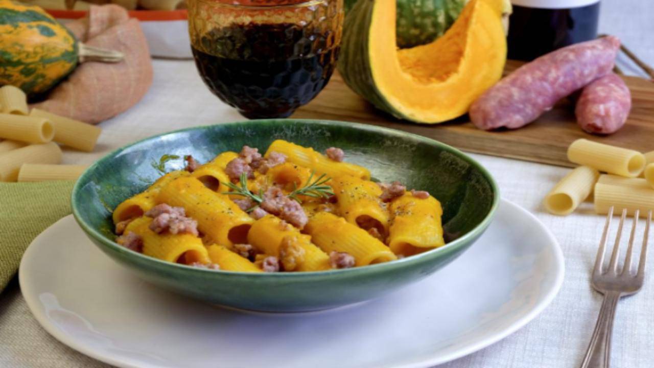 rigatoni senza glutine zucca salsiccia ricetta