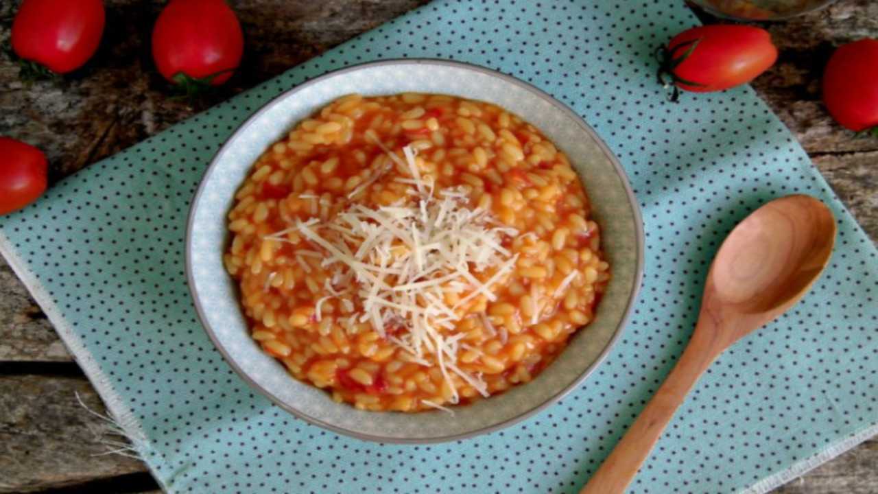 riso filante porro pomodoro ricetta