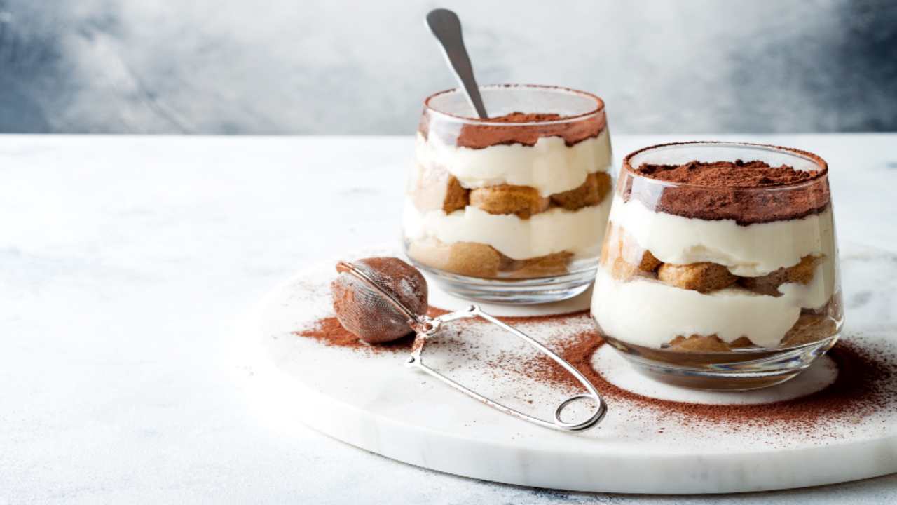 tiramisù cioccolato senza uova ricetta