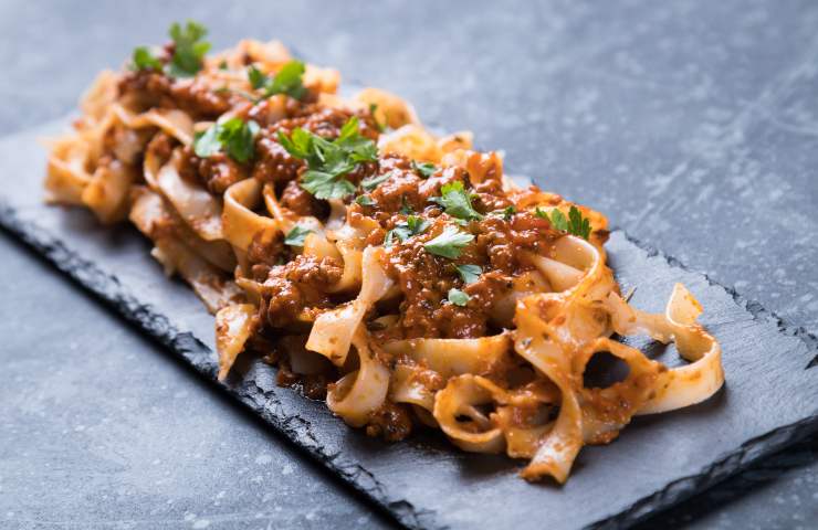 fettuccine ragù